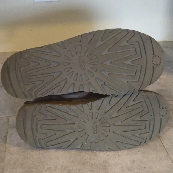 UGG NEUMEL BOOTS - Picture 8 of 15